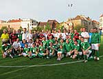 Für die Diabetesaufklärung am Ball sind auch in diesem Jahr wieder der FC Diabetologie und der FC Bundestag