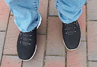 Mit bequemen Schuhen sind auch lange Märsche für Diabetiker möglich.