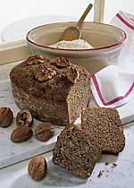 Brot mit Walnüssen Brot mit Walnüssen
